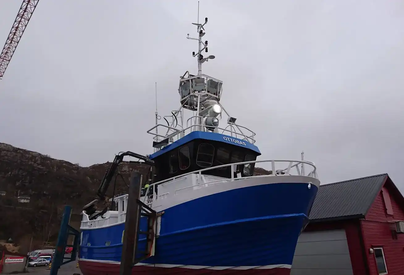 Kepiye lampu LED anti banyu nambah safety lan estetika kapal?