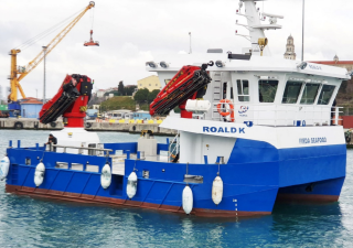 Workboat "ROALD K" — Deck & Mast Lighting